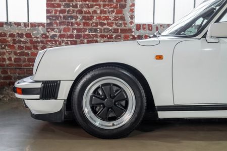 1988-Porsche-911-Cabriolet_18
