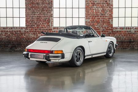 1988-Porsche-911-Cabriolet_3