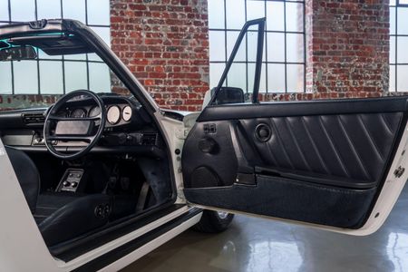 1988-Porsche-911-Cabriolet_5