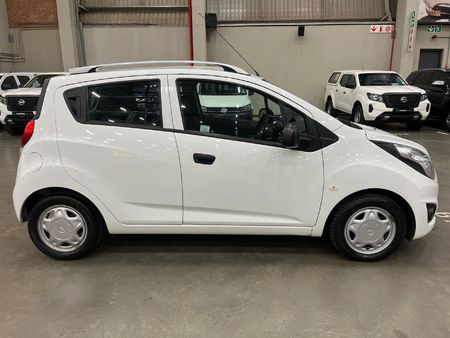 2016-Chevrolet-Spark-Pronto-Panel-Van_1