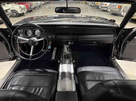 1968-Dodge-Charger-RT-440_19