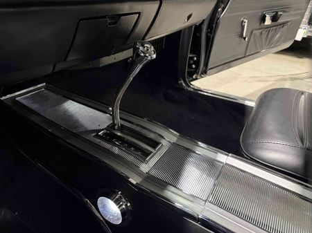 1968-Dodge-Charger-RT-440_25