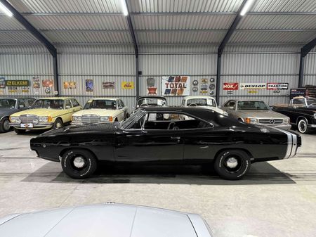 1968-Dodge-Charger-RT-440_3