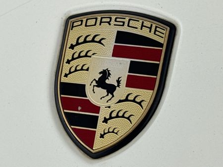 2011-Porsche-Cayenne-Turbo-Auto_11