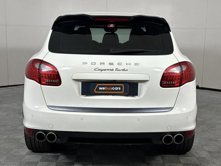 2011-Porsche-Cayenne-Turbo-Auto_18
