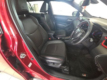 2023-Toyota-Corolla-Cross-Corolla-Cross-18-HEV-GR-S_16