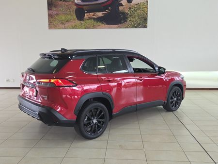 2023-Toyota-Corolla-Cross-Corolla-Cross-18-HEV-GR-S_3