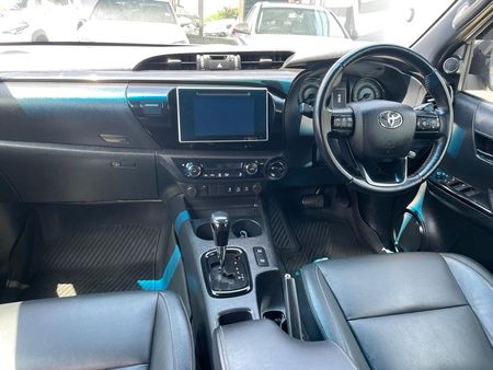 2019-Toyota-Hilux-28-GD-6-Raider-4x4-Auto-Double-Cab_10