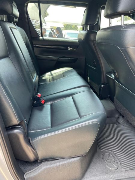 2019-Toyota-Hilux-28-GD-6-Raider-4x4-Auto-Double-Cab_11
