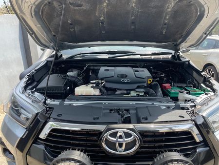 2019-Toyota-Hilux-28-GD-6-Raider-4x4-Auto-Double-Cab_15
