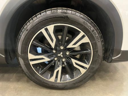 2023-Mitsubishi-Eclipse-Cross-20-GLS-Auto_8