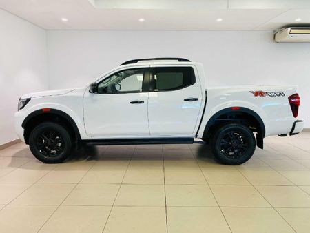 2026-Nissan-Navara-25-DDTi-PRO-4X-4X4-Auto-Double-Cab_5