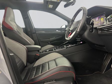 2024-Volkswagen-Golf-8-GTI-20-TSI-Auto_13