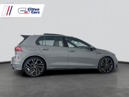 2024-Volkswagen-Golf-8-GTI-20-TSI-Auto_4