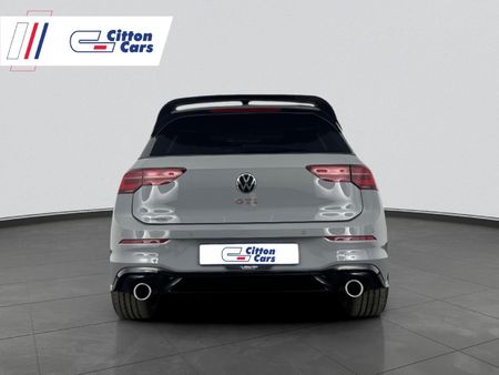 2024-Volkswagen-Golf-8-GTI-20-TSI-Auto_6