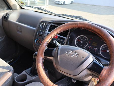 2019-Hyundai-H100-Bakkie-26D_8
