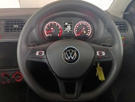 2025-Volkswagen-Polo-Vivo-14_13