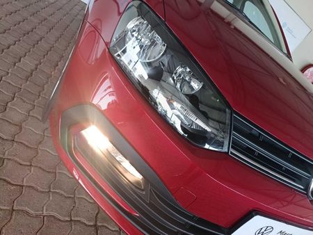2025-Volkswagen-Polo-Vivo-14_8