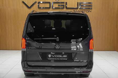 2025-Mercedes-Benz-V-Class-V300d-Exclusive_5