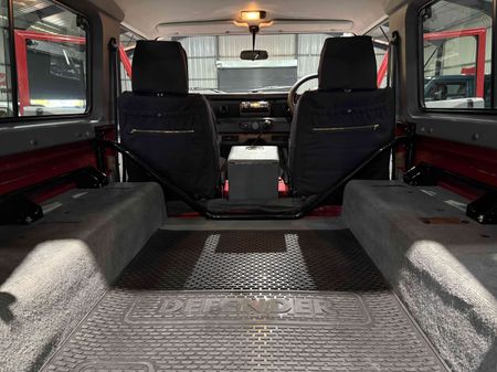 2000-Land-Rover-Defender-90-28i-CSW_12