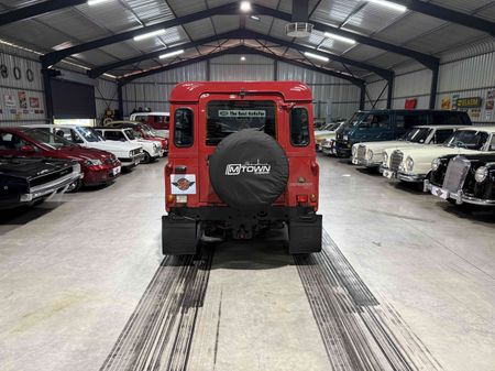 2000-Land-Rover-Defender-90-28i-CSW_25
