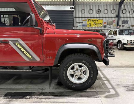 2000-Land-Rover-Defender-90-28i-CSW_26