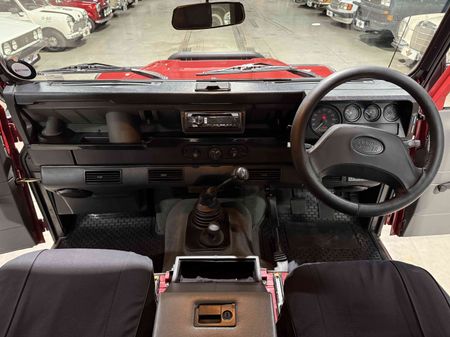 2000-Land-Rover-Defender-90-28i-CSW_29