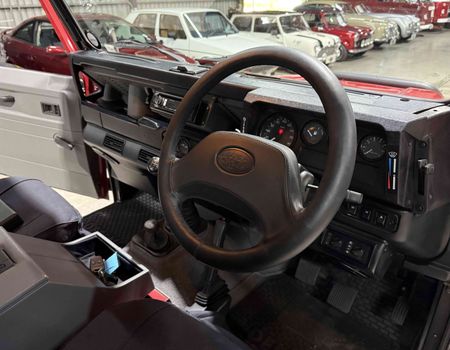 2000-Land-Rover-Defender-90-28i-CSW_30