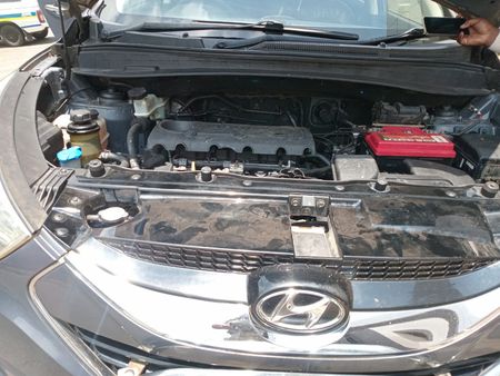 2011-Hyundai-ix35-20-GLS-Executive_11