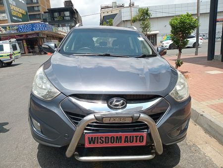 2011-Hyundai-ix35-20-GLS-Executive_1