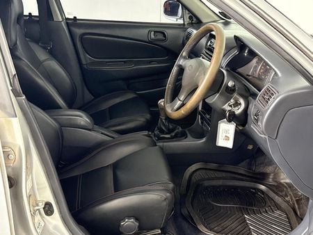 1999-Toyota-Corolla-RXi_9