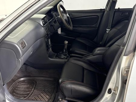 1999-Toyota-Corolla-RXi_8