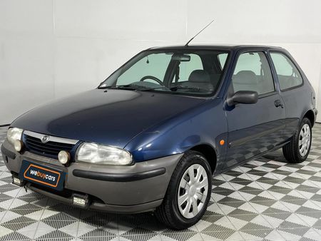1999-Mazda-121-Soho-14-3-dr_0