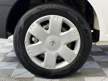 2018-Nissan-NP200-15-dCi-Safety-Pack_4