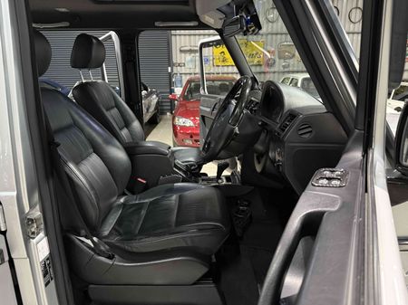 2005-Mercedes-AMG-G55-55L-supercharged-V8-Kompressor_13