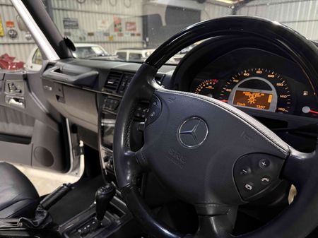2005-Mercedes-AMG-G55-55L-supercharged-V8-Kompressor_18