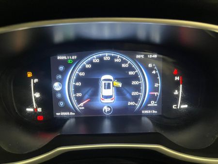 2023-Proton-X70-15T-Premium_10