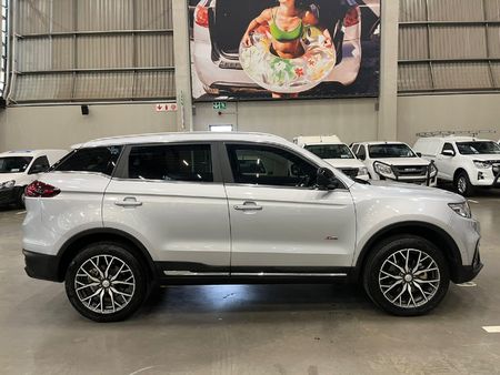 2023-Proton-X70-15T-Premium_7