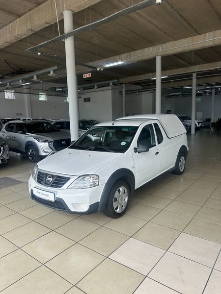 2018-Nissan-NP200-16-SE_3