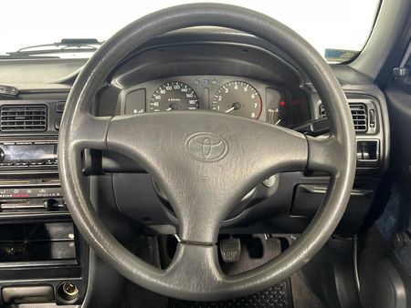 1998-Toyota-Corolla-160i-GLE_12