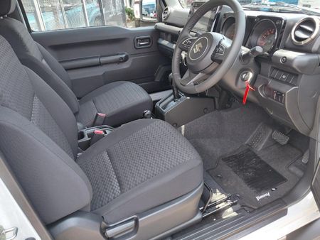 2026-Suzuki-Jimny-15-GLX-Auto_17