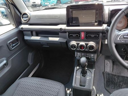 2026-Suzuki-Jimny-15-GLX-Auto_19