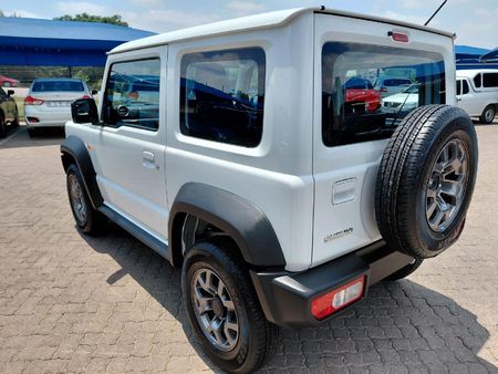 2026-Suzuki-Jimny-15-GLX-Auto_5
