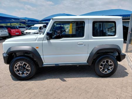 2026-Suzuki-Jimny-15-GLX-Auto_7