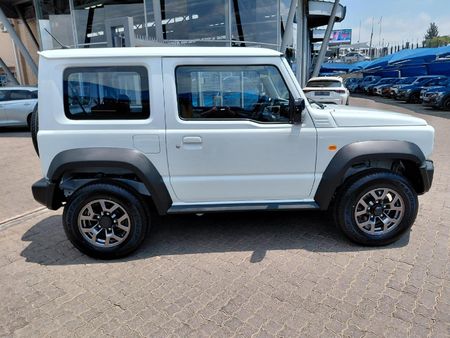 2026-Suzuki-Jimny-15-GLX-Auto_8
