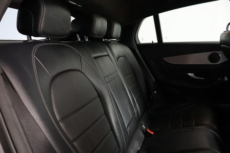 2018-Mercedes-Benz-GLC-Coupe-220d-AMG_10