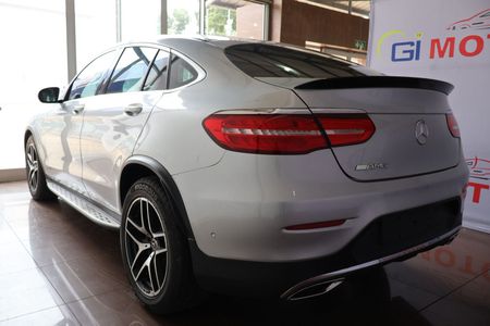 2018-Mercedes-Benz-GLC-Coupe-220d-AMG_5