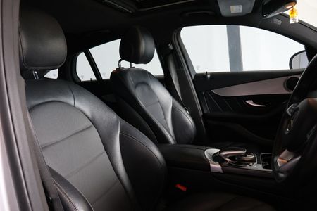 2018-Mercedes-Benz-GLC-Coupe-220d-AMG_7