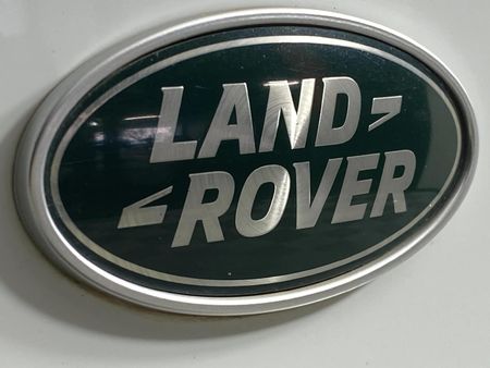 2022-Land-Rover-Defender-90-P400-HSE-X-Dynamic-294kW_10