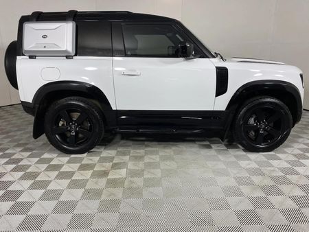 2022-Land-Rover-Defender-90-P400-HSE-X-Dynamic-294kW_16